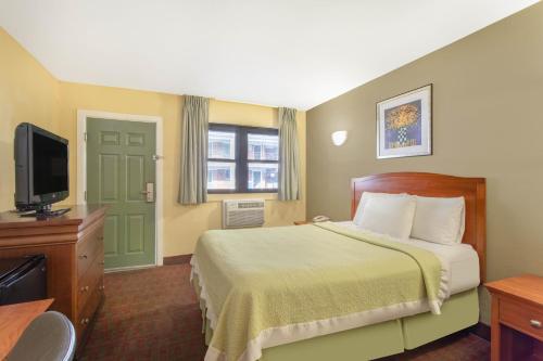 Days Inn by Wyndham Elmsford