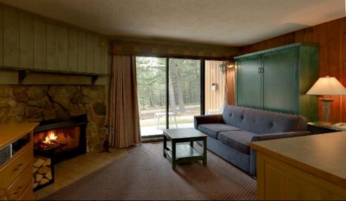 Douglas Fir Resort & Chalets