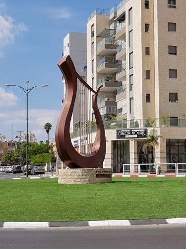 Nearby attraction, The Shining Star -A beautiful 3 bedroom apartment in Beer Sheva