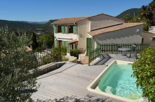 Côte d'Azur Villa Amicalement Hôte - Location saisonnière - Coursegoules