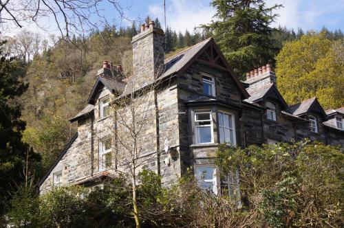 Woodlands Centre - Conwy
