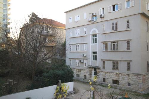 Apartments with WiFi Split - 8630, Split (photo 7)