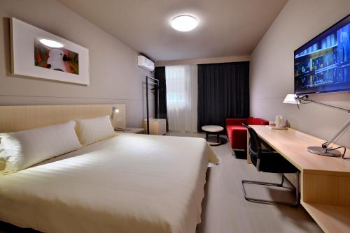 Jinjiang Inn Chengdu Xidu Machao West Road Metro Station