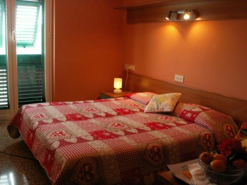 Albergo Caprile - Tap to explore photos