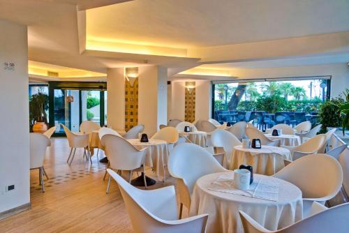 Hotel Europa Beach Village - image 5