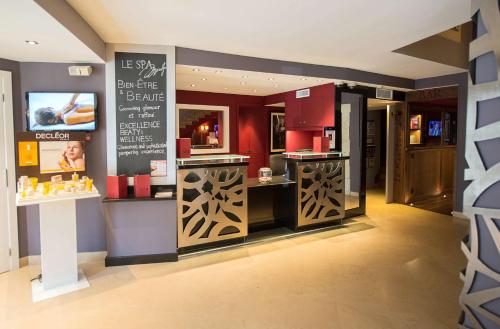BEST WESTERN PLUS CANNES RIVIERA & SPA - image 3