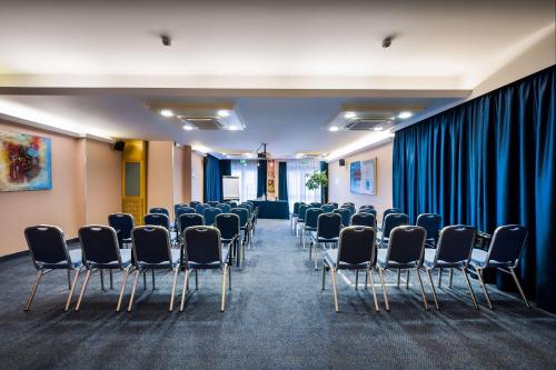 Best Western Hotel Mediterraneo - image 4