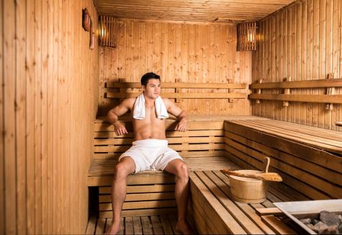 Sauna, Eastin Thana City Golf Resort Bangkok in Suvarnabhumi Airport