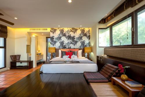 room detail thumbnail 0