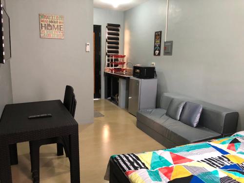 Lucena Meg's Studio Apmnt Deluxe rm-Near SM-Wifi