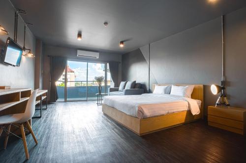 room detail thumbnail 0