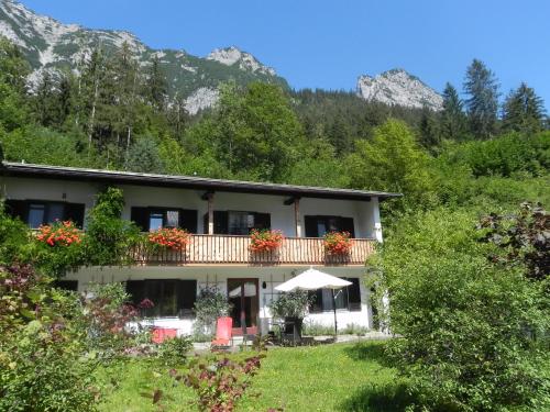 B&B Ramsau - Ferienwohnungen Reiteralpe - Bed and Breakfast Ramsau