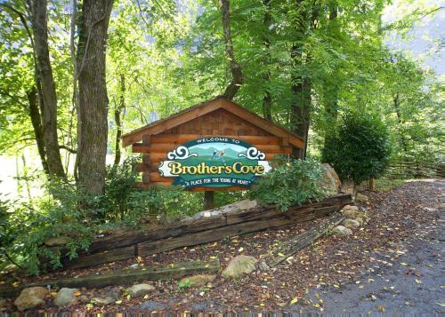 Highland Lodge #61 - main image