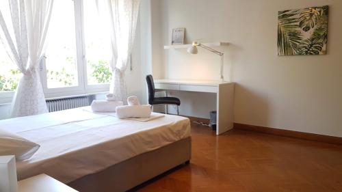 Deluxe Apartment image 10