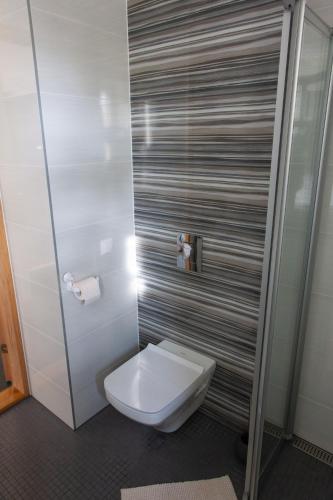 Quiet & Modern Downtown 1BR, near Bus Station & Airport, Tallinn (photo 9)