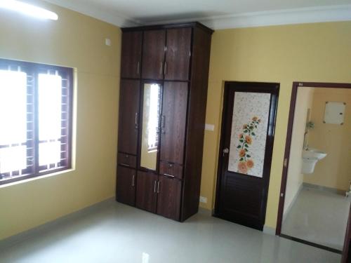 Sowparnika N.V Nagar Peroorkada - image 3
