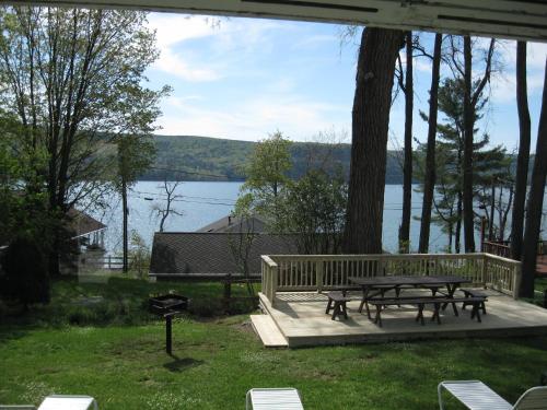 Hickory Grove Motor Inn - Cooperstown - 전망