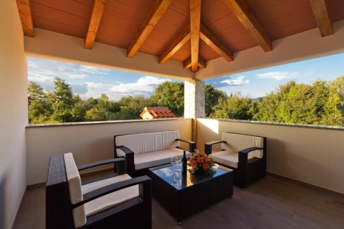 Villa Mattina in Nedescina