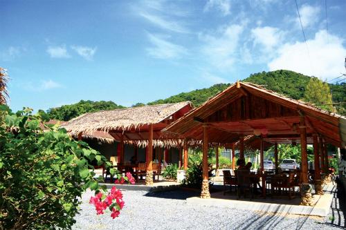 AddJitResort aonang - SHA Extra Plus 4