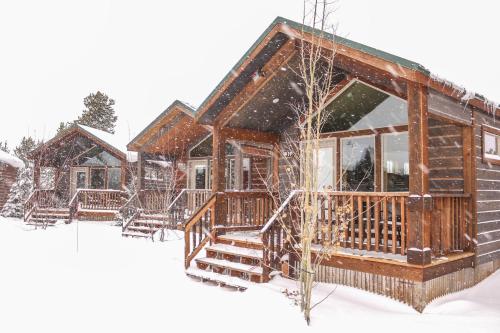 Explorer Cabins at Yellowstone