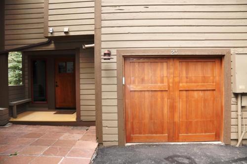 Courtside 23 - Spacious East Vail Townhome