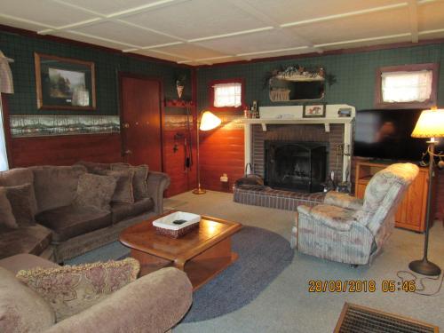 Apple Bear Cabin - main image