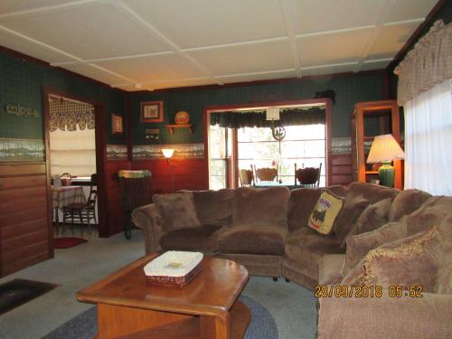 Apple Bear Cabin - image 2