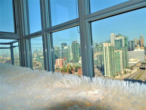 TVHR - Luxury Condos in Heart of Downtown with Breakfast, Toronto (foto 8)