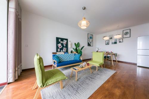 Xi’an NewTown·North Passenger Station· Locals Apartment 00125860 near Han Shui Mei Shi Yuan