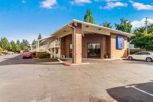 Motel 6-Vancouver, WA