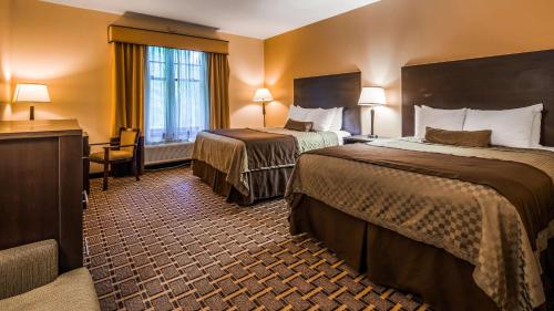 Best Western Plus The Inn & Suites at the Falls in Poughkeepsie, USA