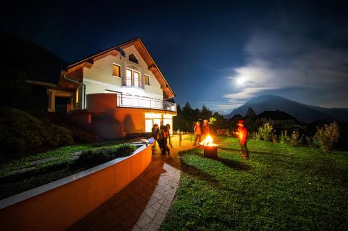 Apartma Sonce Balkonce