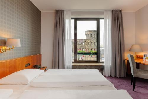 Mercure Hotel Trier Porta Nigra Ideally located in the Trier City Center area, Mercure Hotel Trier Porta Nigra promises a relaxing and wonderful visit. The property offers a wide range of amenities and perks to ensure you have a gre