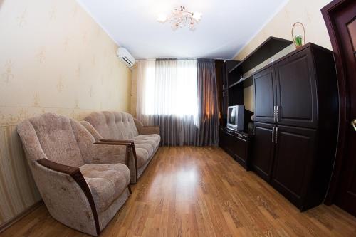 2 room in Centre on Troitskaya 3 floor, Sumy