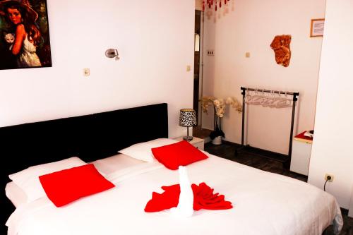 Rooms and Apartment Stambuk - image 12