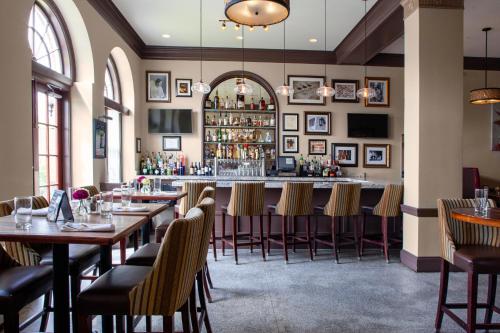 餐廳, 博靈威爾遜酒店-埃森德典藏酒店成員 (The Bolling Wilson Hotel) in 威特維爾