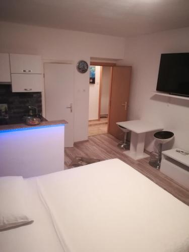 Rooms and Apartment Stambuk - image 5