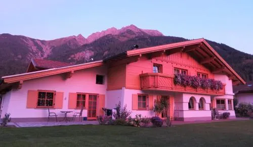 Ferienwohnungen Schlichtherle in Bach, Österreich