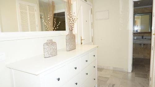 Amazing 10th Floor Views in Marbella Centre