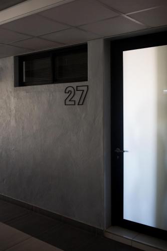 Apartment 27 - image 2