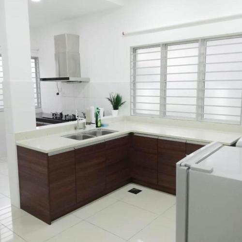 WHITE Residence Semi-D Setia Alam/Klang