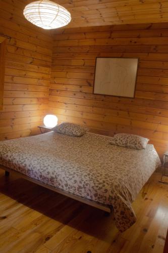 Beewood, Fiais (foto 2)