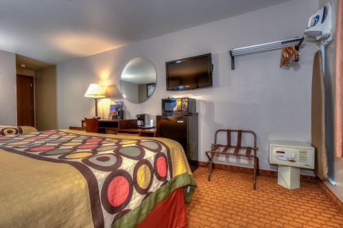 Super 8 by Wyndham Jackson Hole - image 9