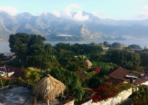 Vista exterior, Hospedaje Lolita in San Pedro La Laguna