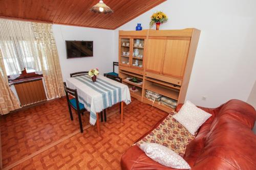 Apartment with Sea View image 5