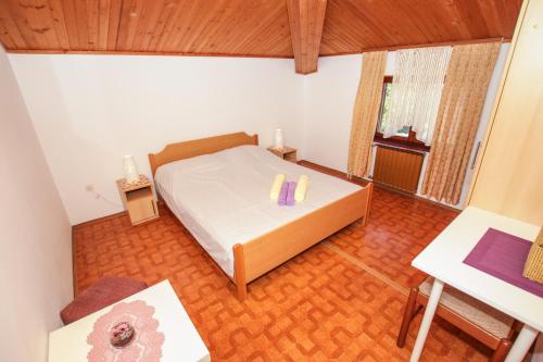 Apartment with Sea View image 7