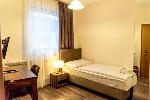1 twin bed