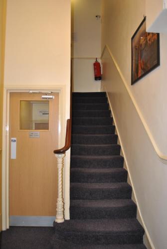 Hall, Carlton Hotel B & B in Westminster