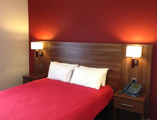 Ely House Hotel - image 13