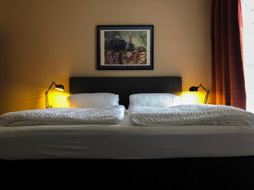 1 queen bed
